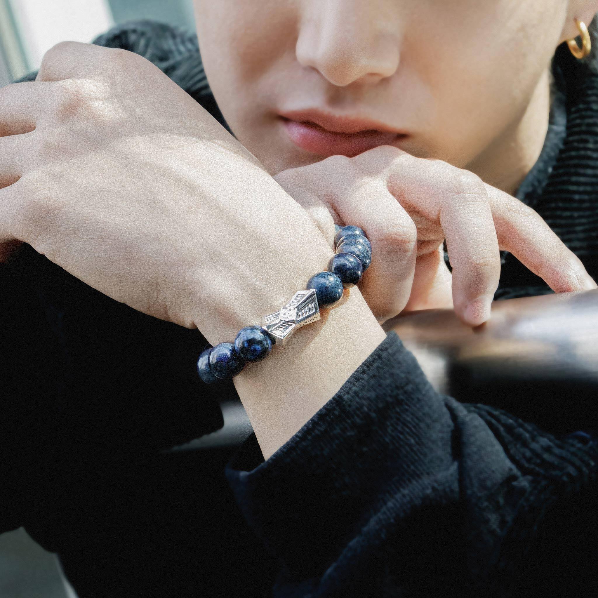 デュモルチェ石 ルーン ケルト結び ブレスレット - 天然石&隕石ジュエリーショップ - AWNL Japan