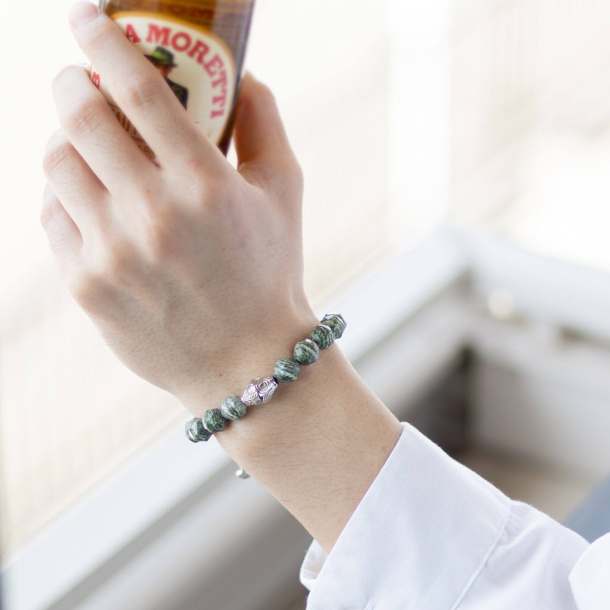 グリーンゼブラジャスパー スメル 紐編み ブレスレット - 天然石&隕石ジュエリーショップ - AWNL Japan