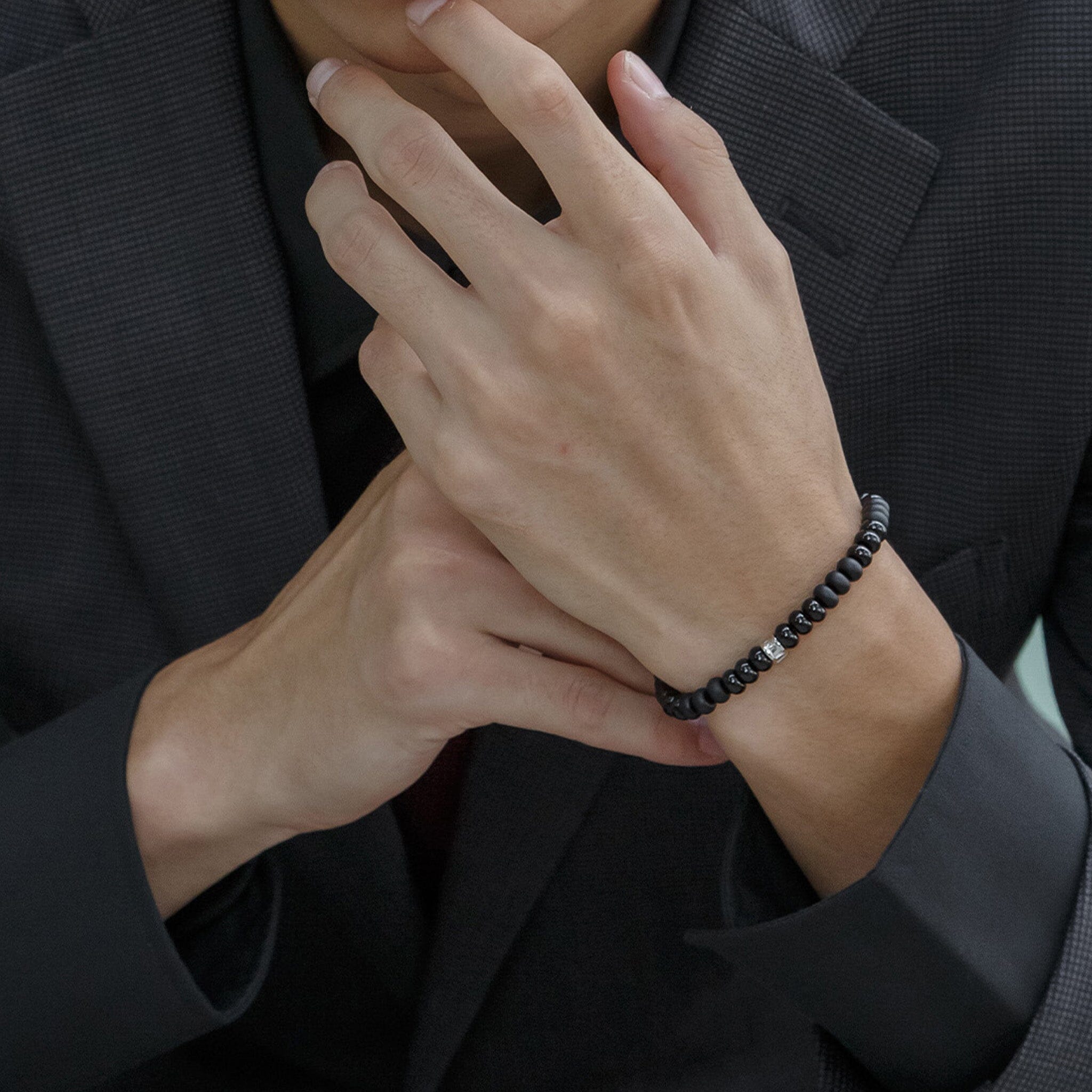 オニキス ルーン ロンデル ブレスレット ブレスレット AWNL