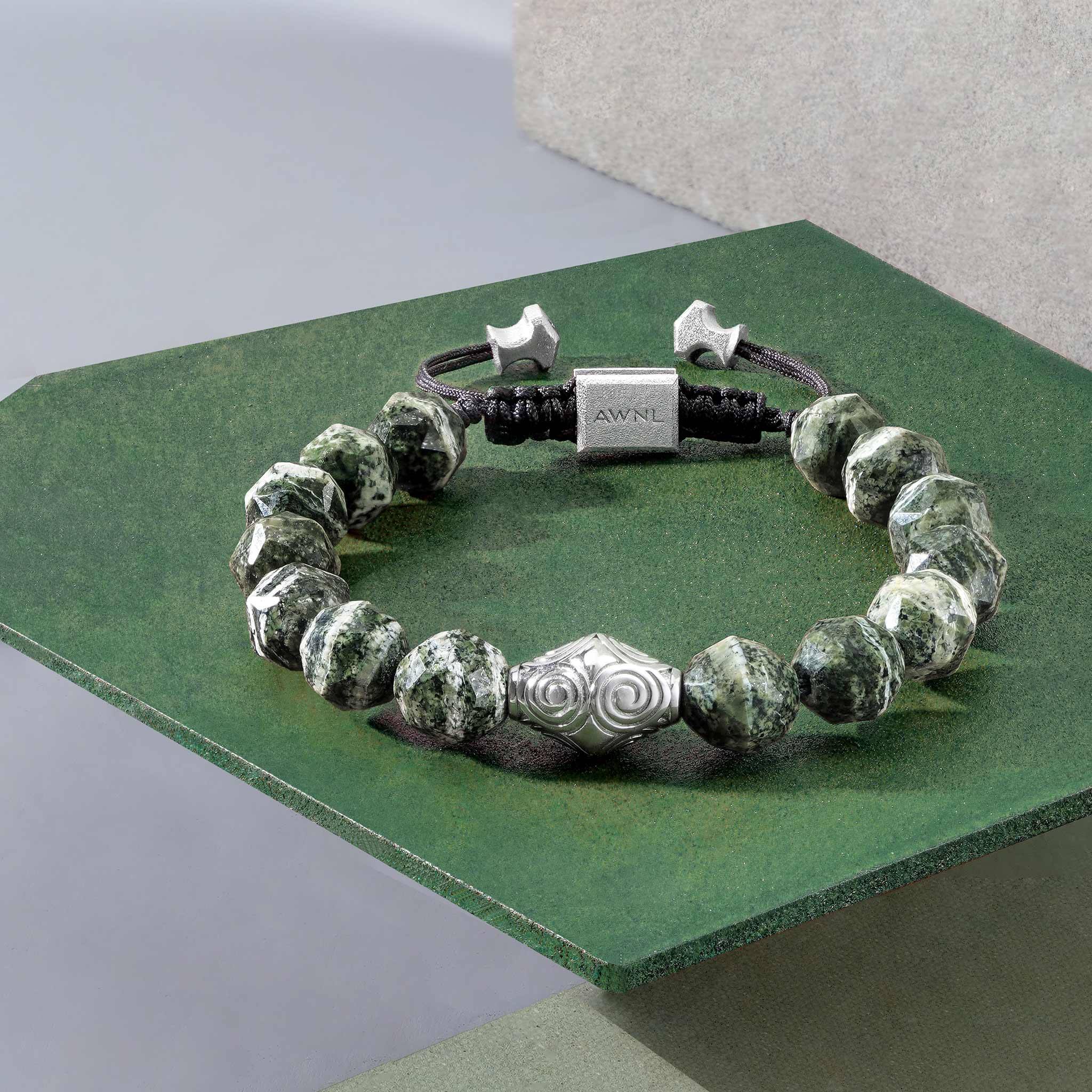 グリーンゼブラジャスパー スメル 紐編み ブレスレット - 天然石&隕石ジュエリーショップ - AWNL Japan