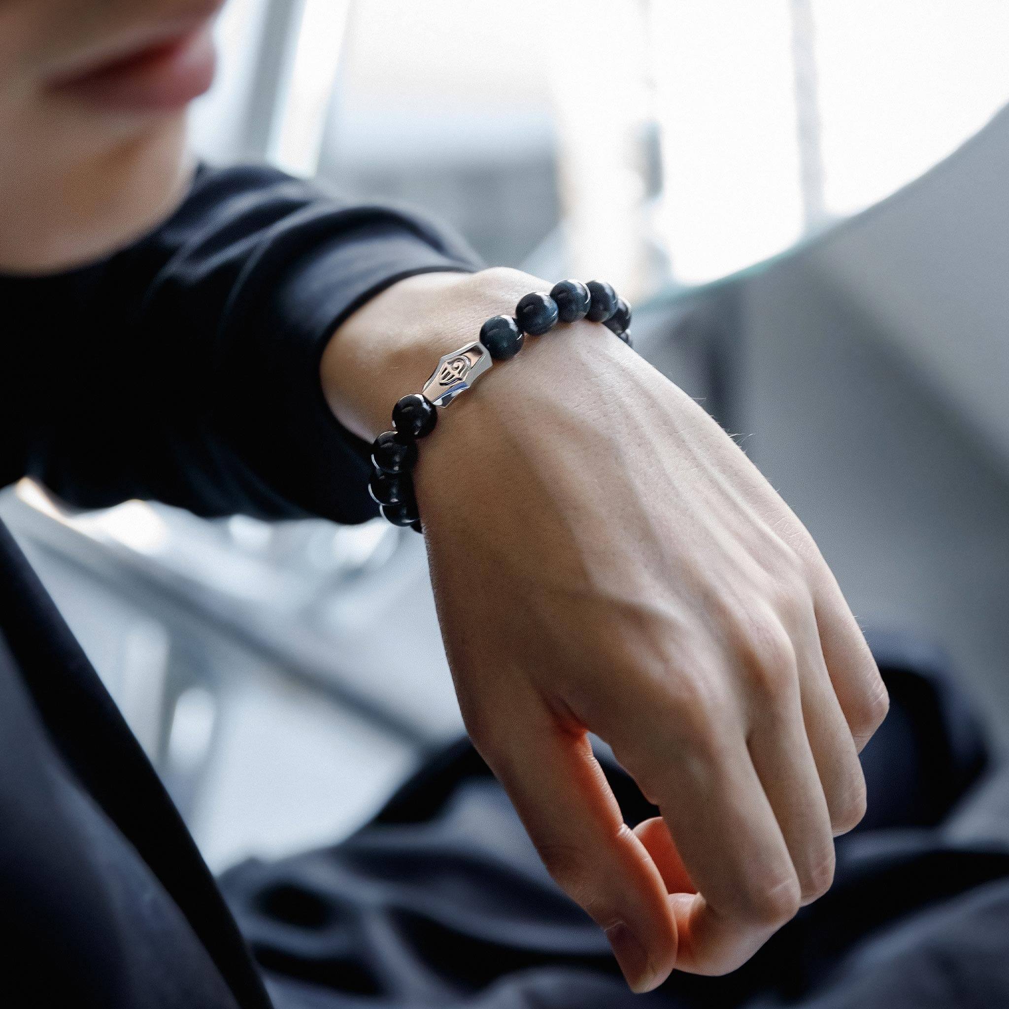 ホークアイ ハムサの手 ブレスレット - 天然石&隕石ジュエリーショップ - AWNL Japan