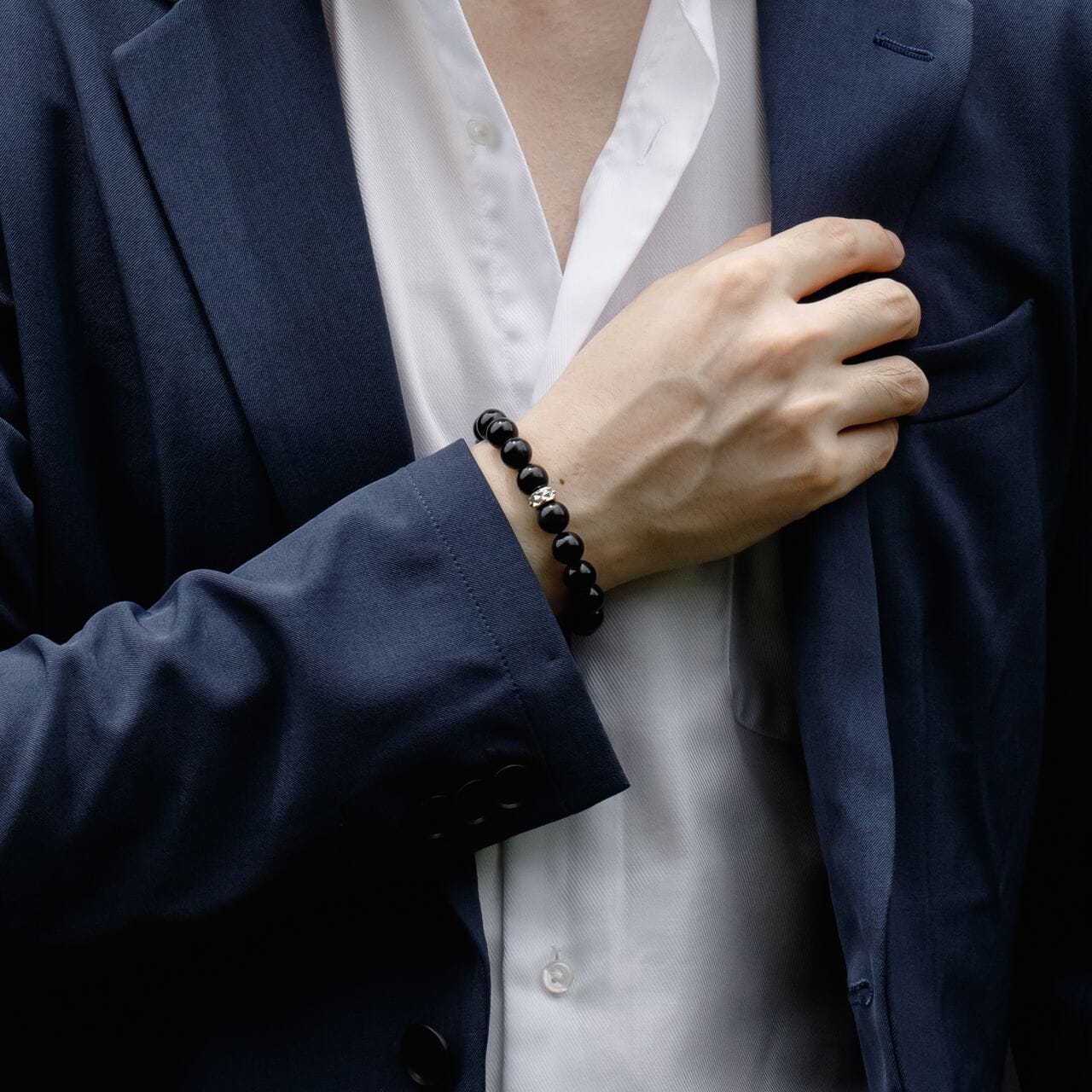 Classic Knotted Bracelet Hawk Eye ブレスレット AWNL