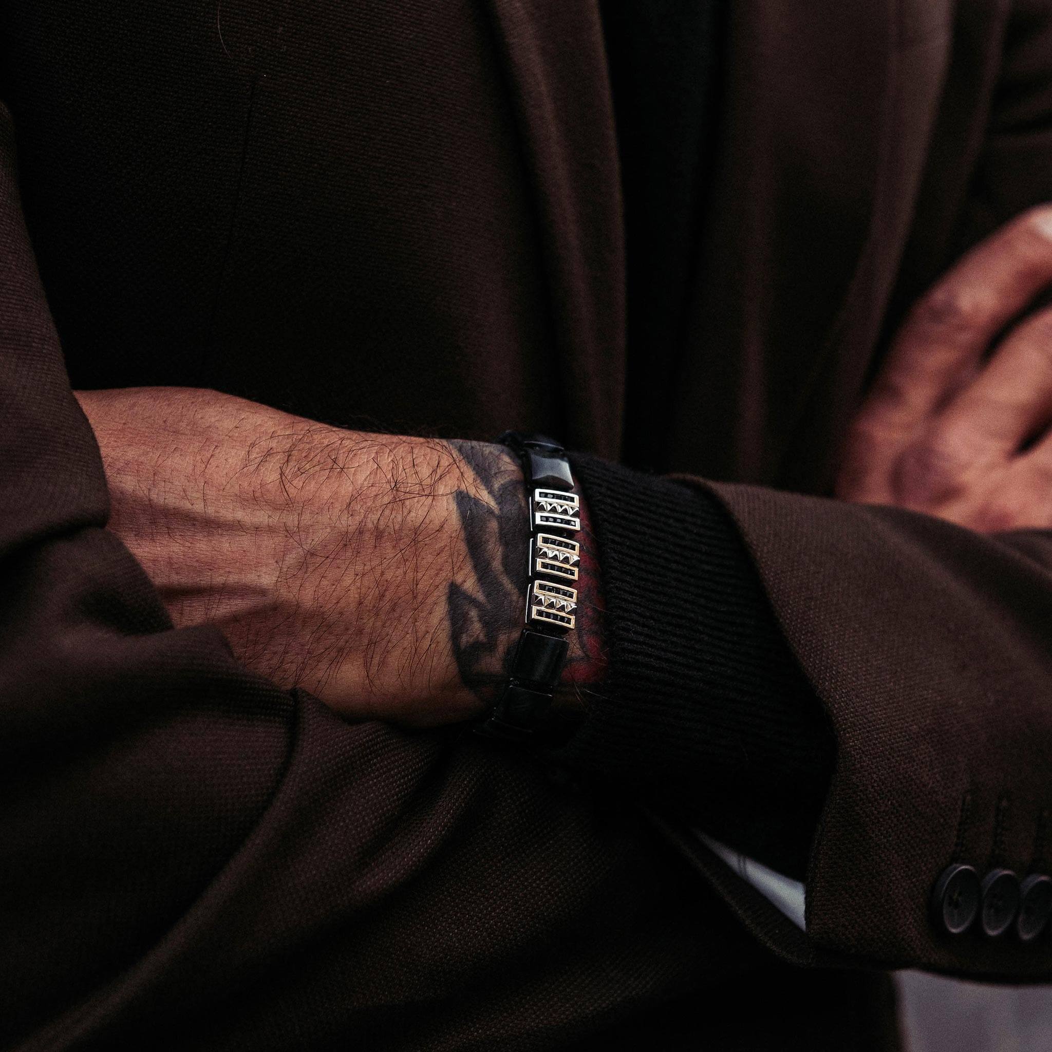 ホークアイ ファラオの扉 紐編み ブレスレット - 天然石&隕石ジュエリーショップ - AWNL Japan