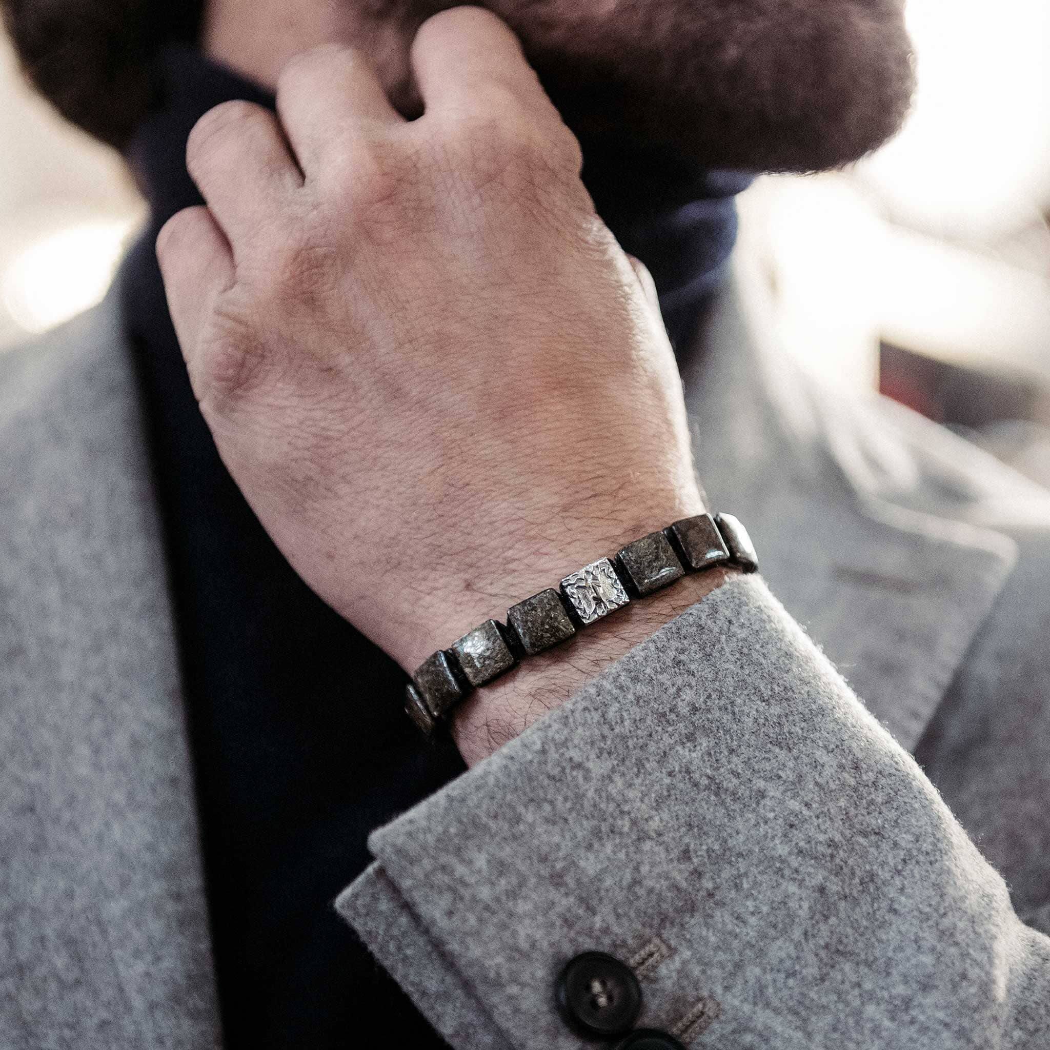 古銅輝石 生命の樹 紐編み ブレスレット - 天然石&隕石ジュエリーショップ - AWNL Japan