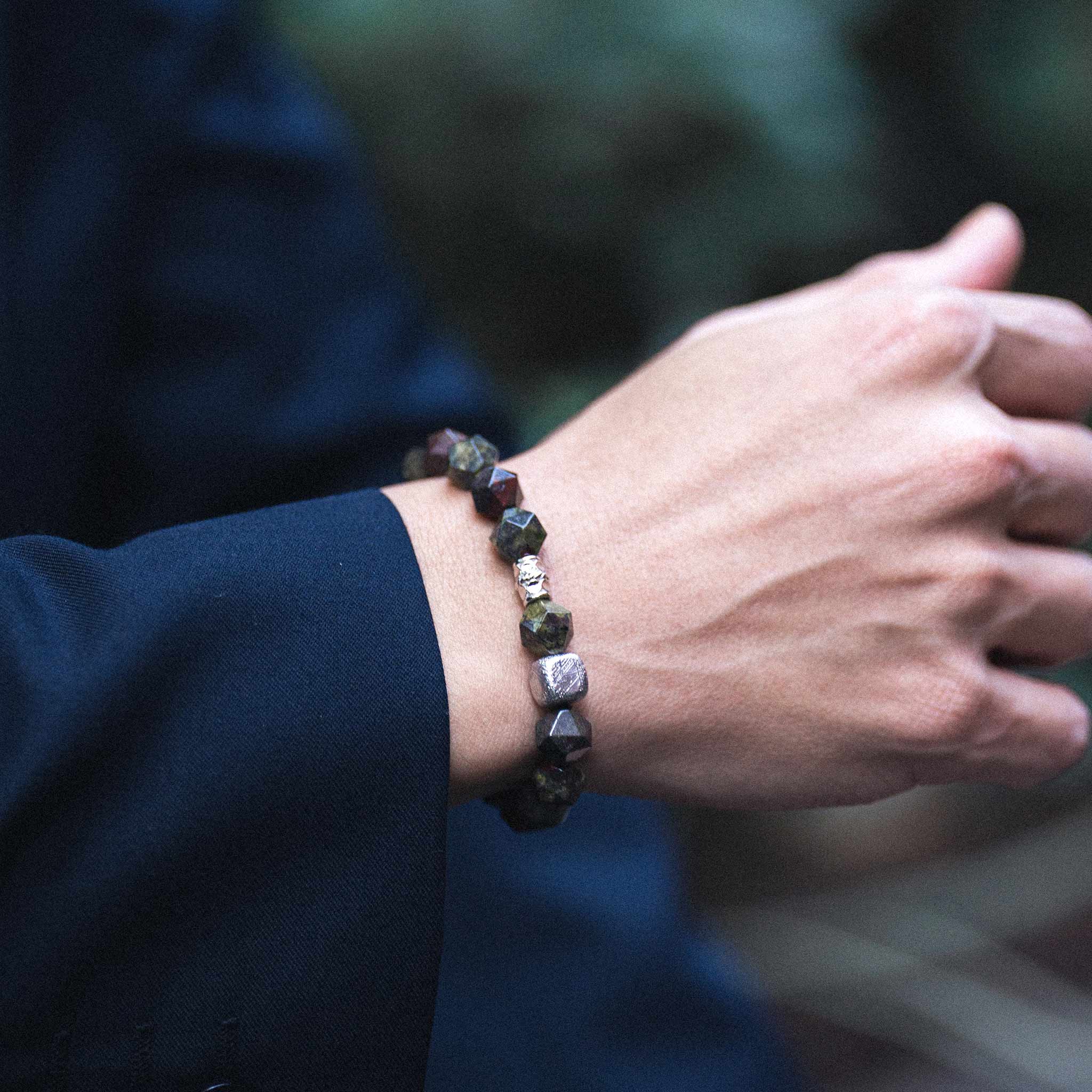 Flex-Lock Bracelet Dragon Blood Jasper & Meteorite ブレスレット AWNL