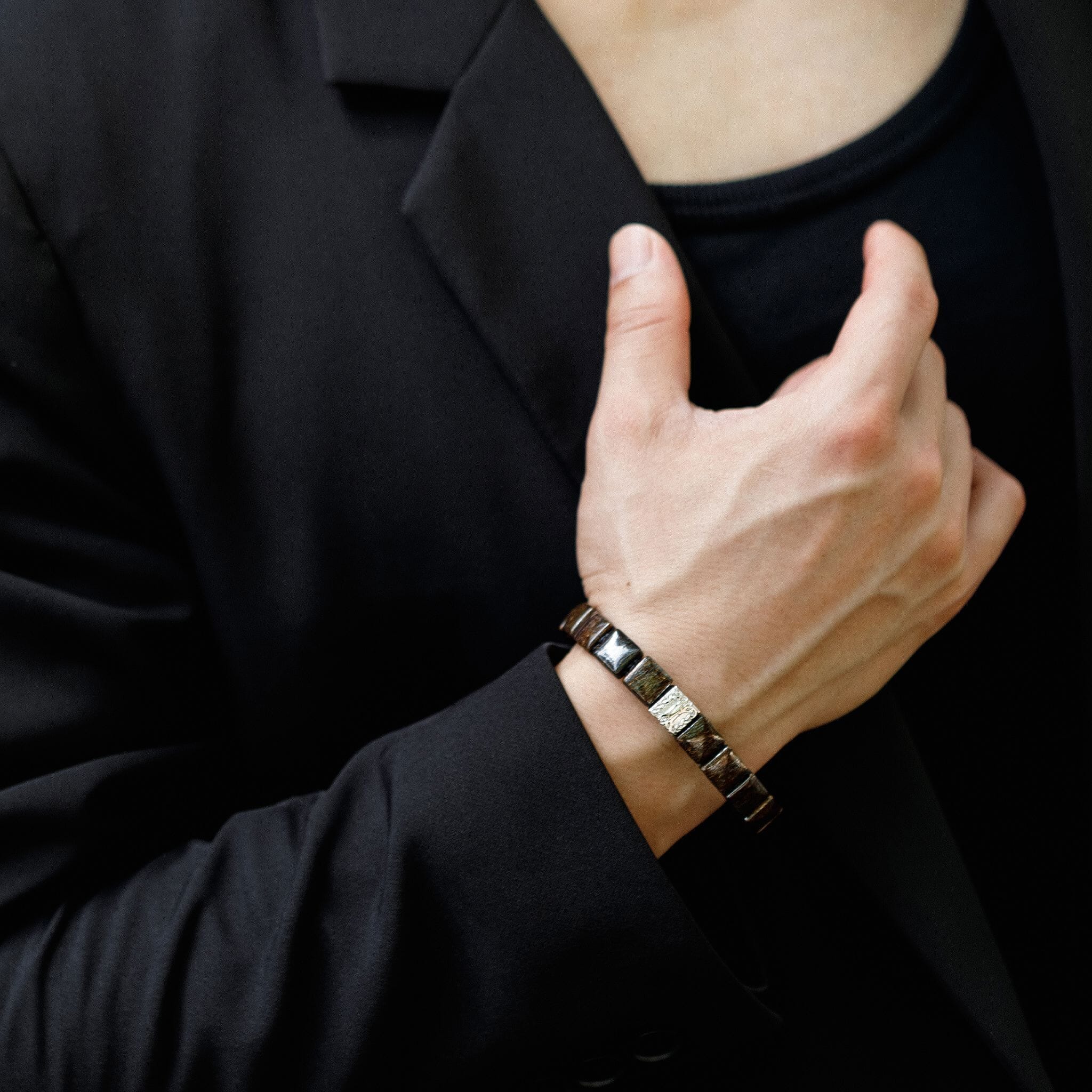 Yggdrasil Mag-lock Bracelet Bronzite ブレスレット AWNL
