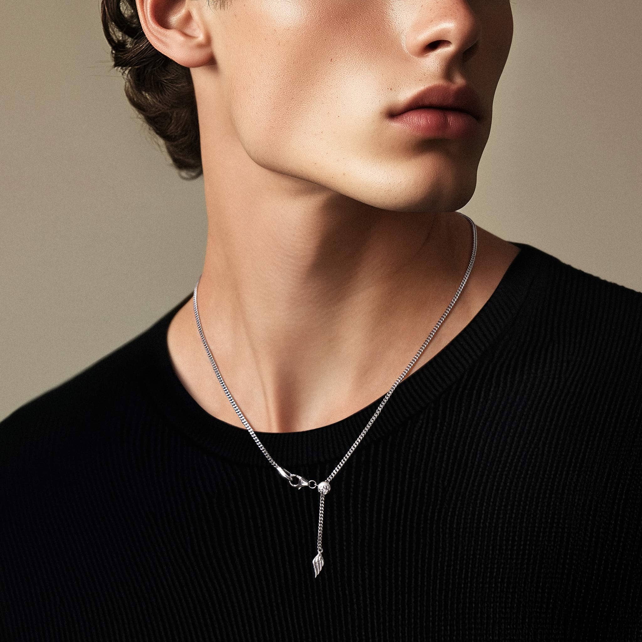 細めキヘイチェーン 羽チャーム付き ネックレス AWNL