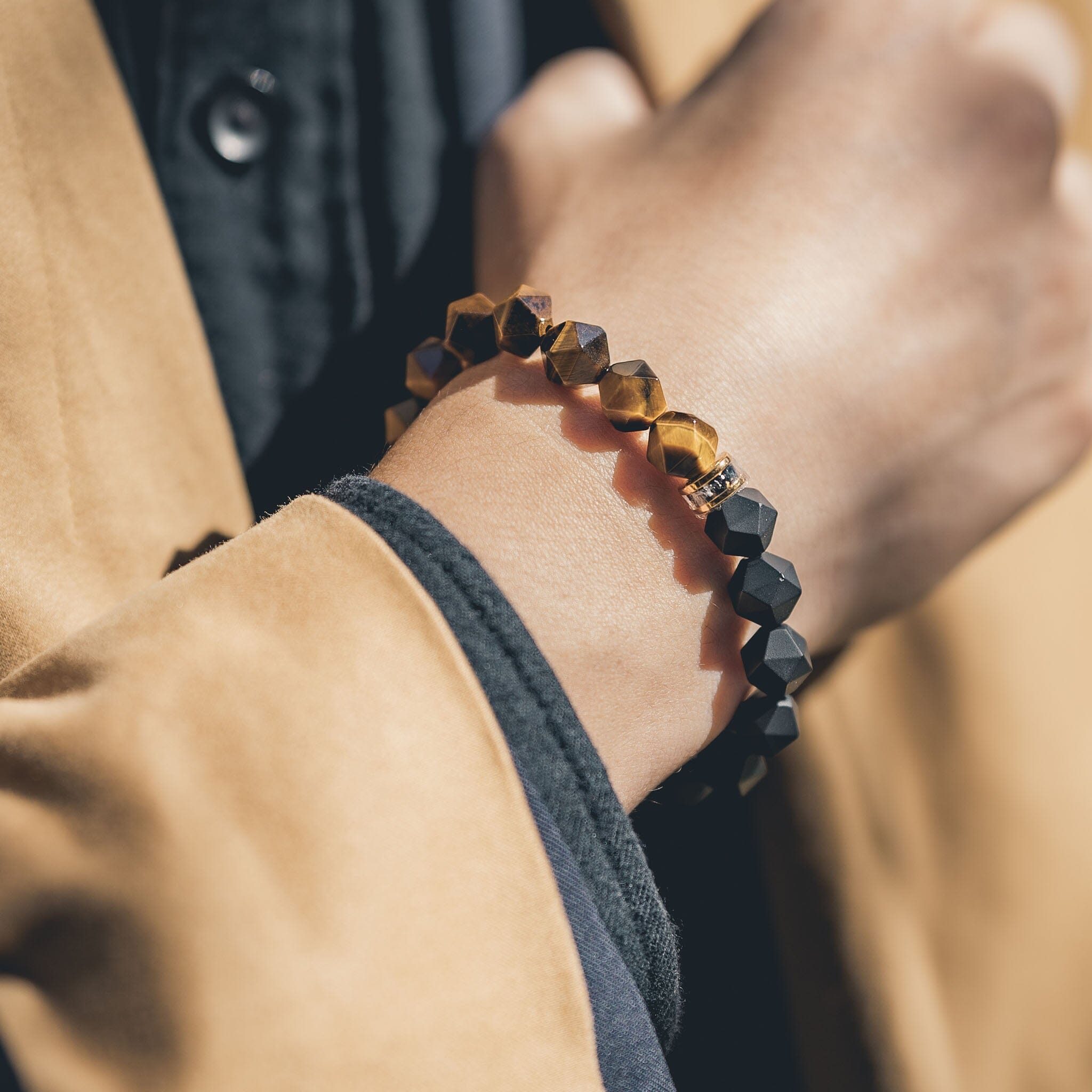 Roaring Tiger Bracelet Onyx & Tiger Eye ブレスレット AWNL