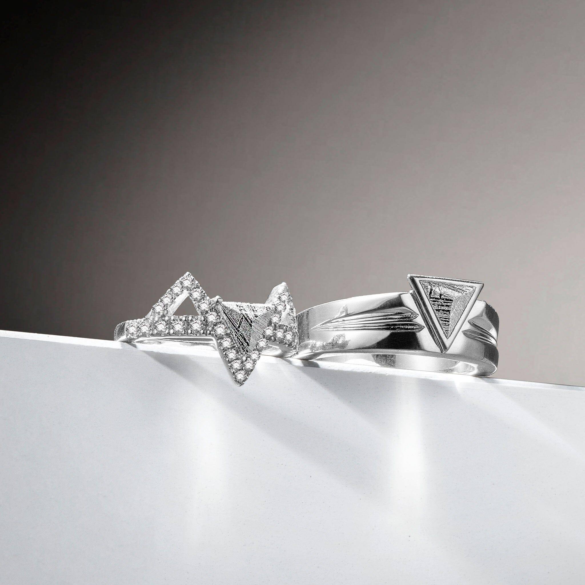 隕石 三角 リング - 天然石&隕石ジュエリーショップ - AWNL Japan