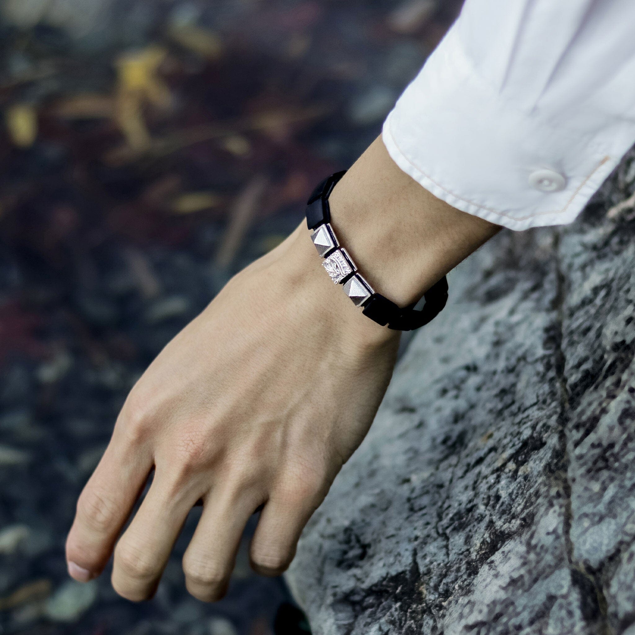 Horus Eye Magnetic Bracelet Onyx(コピー) ブレスレット AWNL 