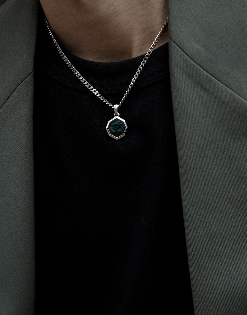 AWNL】メンズ ブラッドストーン om刻印 ネックレス | 血石 ペンダント