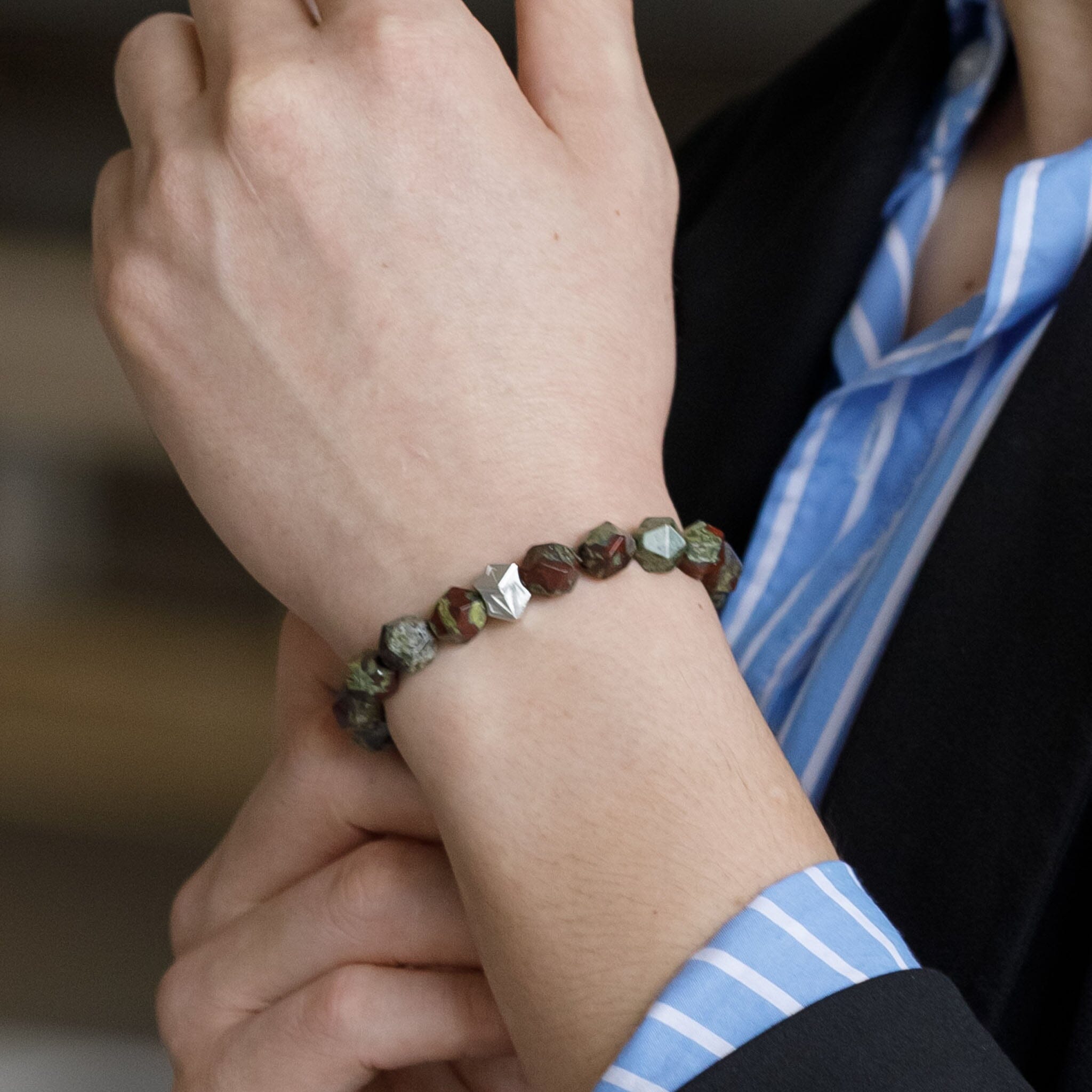 Tiwaz Algiz Bracelet Dragon Blood Jasper ブレスレット AWNL 