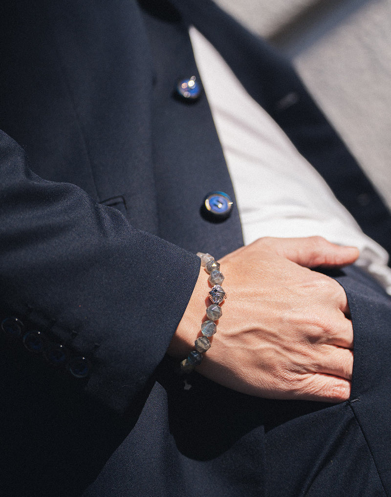 mens-beaded-bracelet-with-