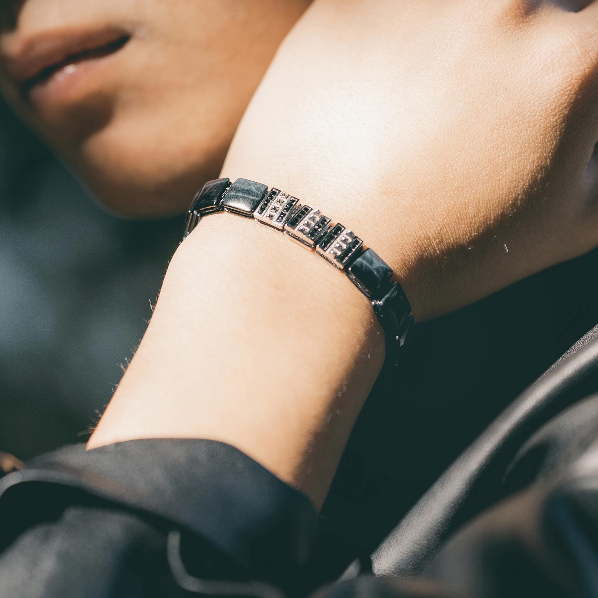 Pylon Gate Magnetic Bracelet Hawk Eye (コピー) ブレスレット AWNL 