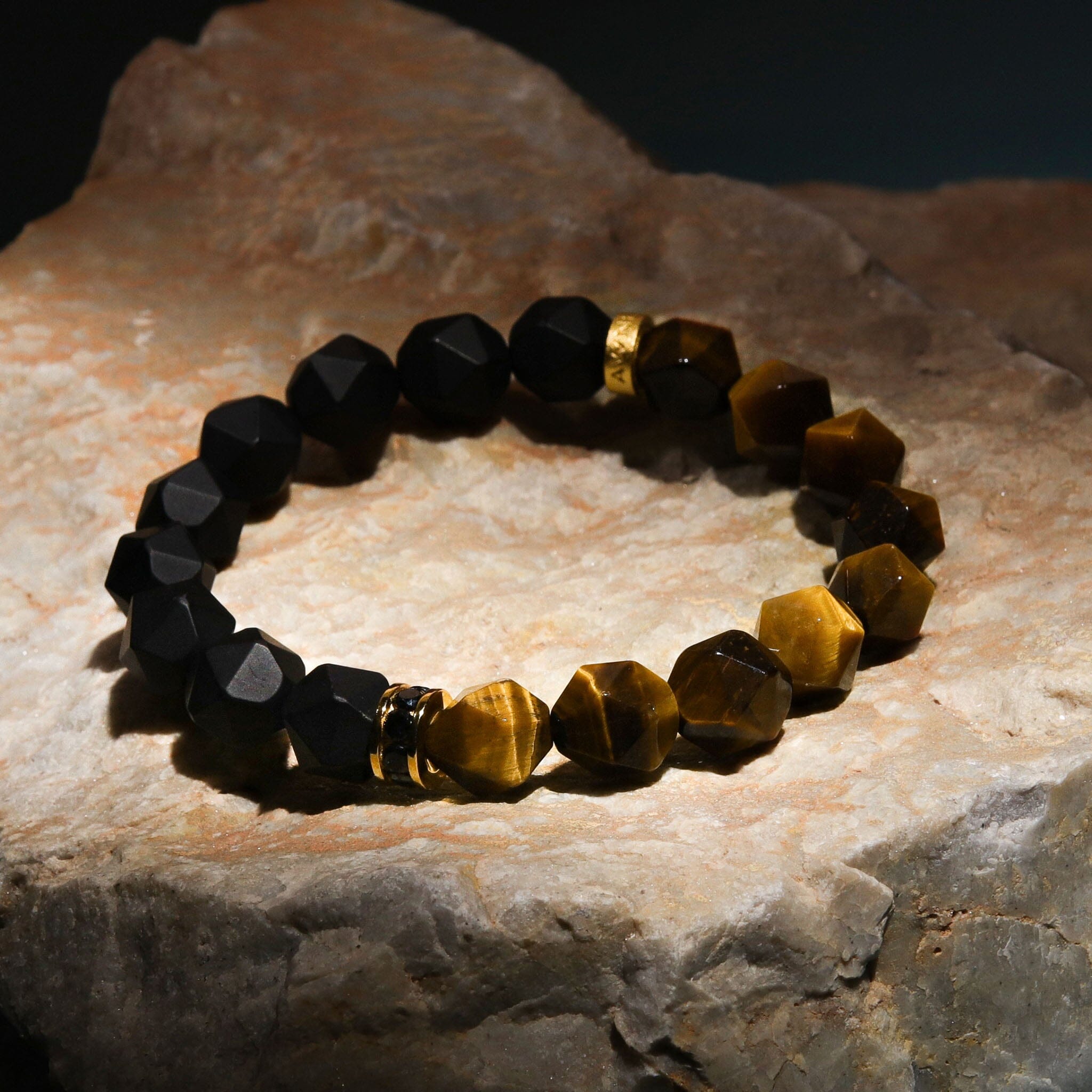 Roaring Tiger Bracelet Onyx & Tiger Eye ブレスレット AWNL 